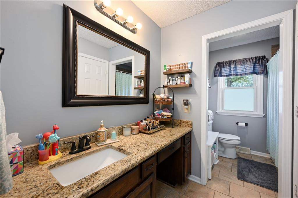 4121 N Briarcliff Road Property Photo 12