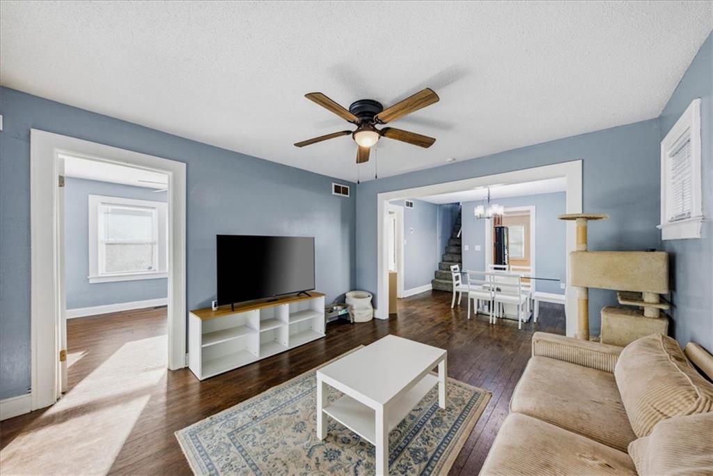 4111 E 59th Street Property Photo 10
