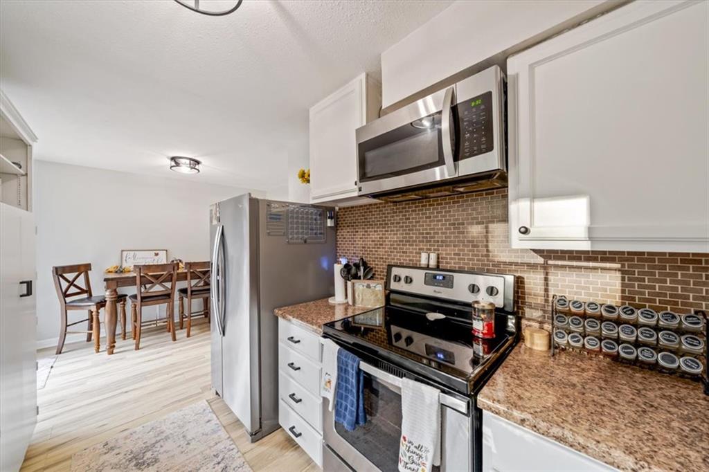 5821 Appleton Avenue Property Photo 8