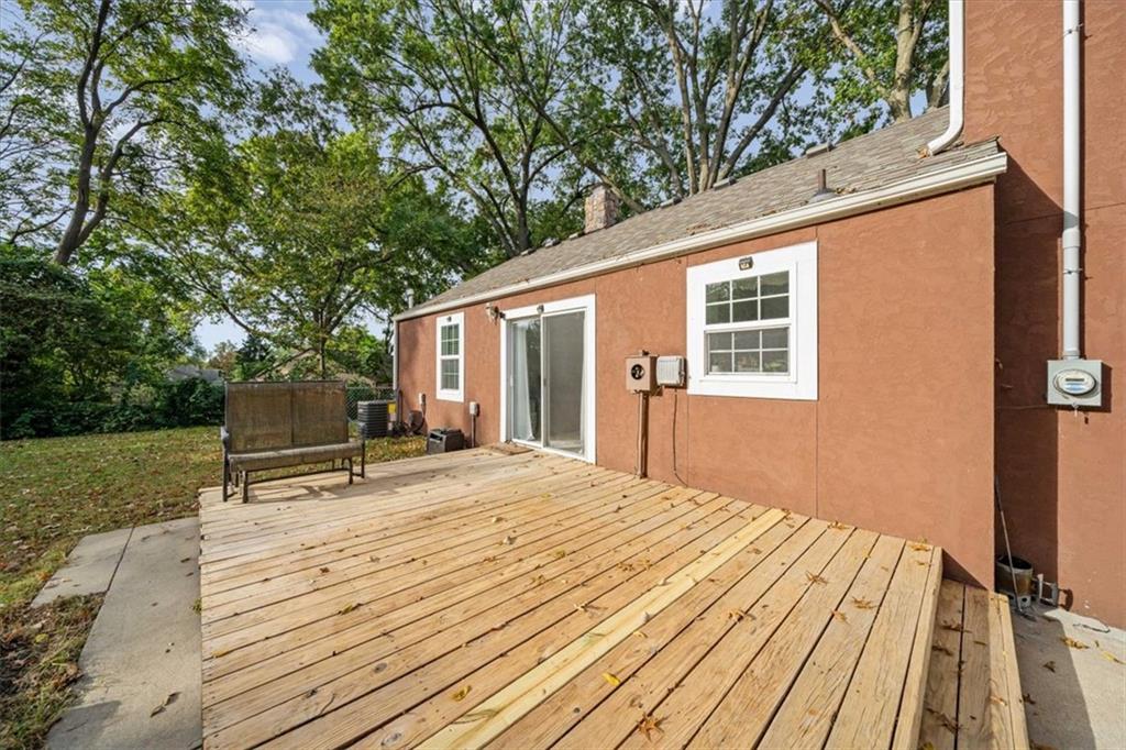5821 Appleton Avenue Property Photo 21