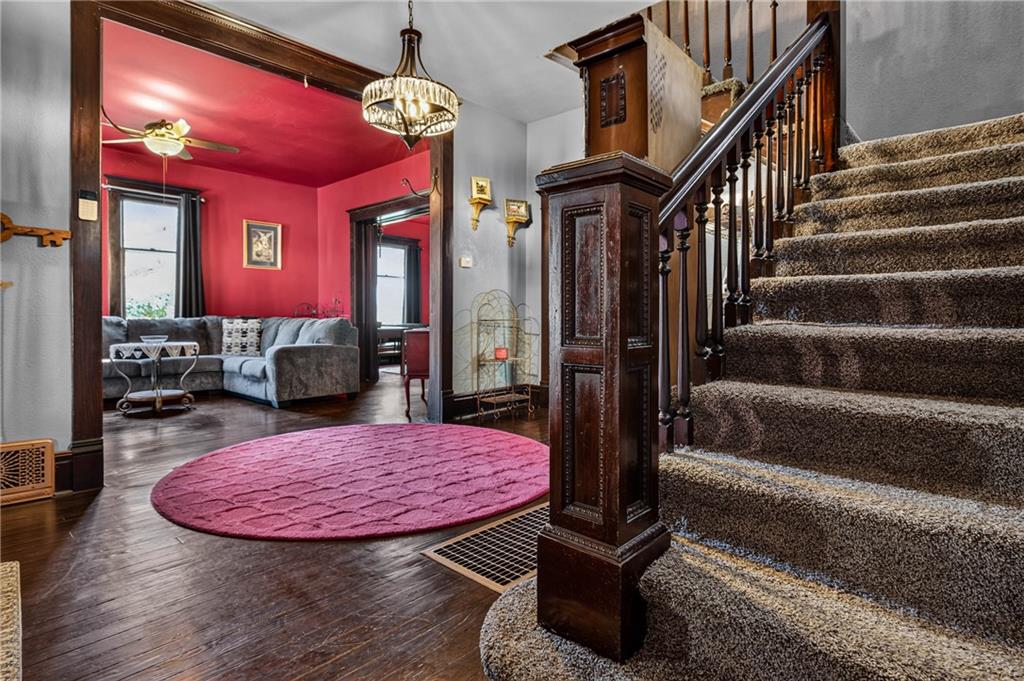 1818 Clark Avenue Property Photo 8