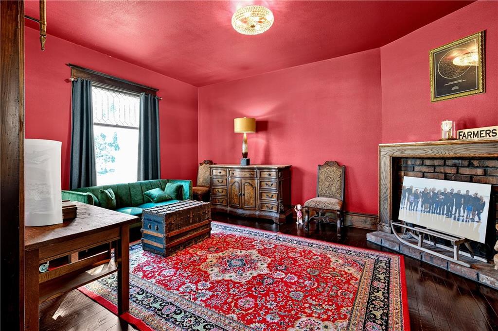 1818 Clark Avenue Property Photo 13