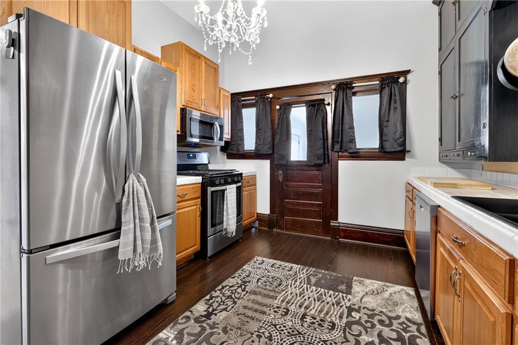 1818 Clark Avenue Property Photo 21