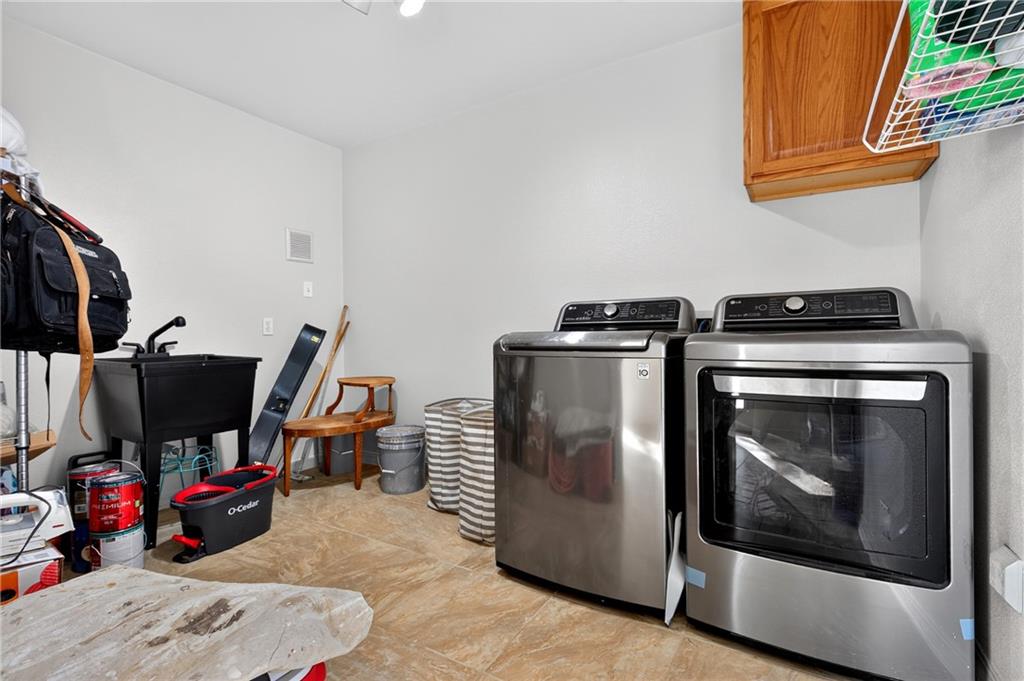 1818 Clark Avenue Property Photo 30