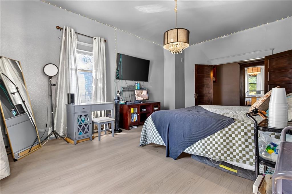 1818 Clark Avenue Property Photo 34