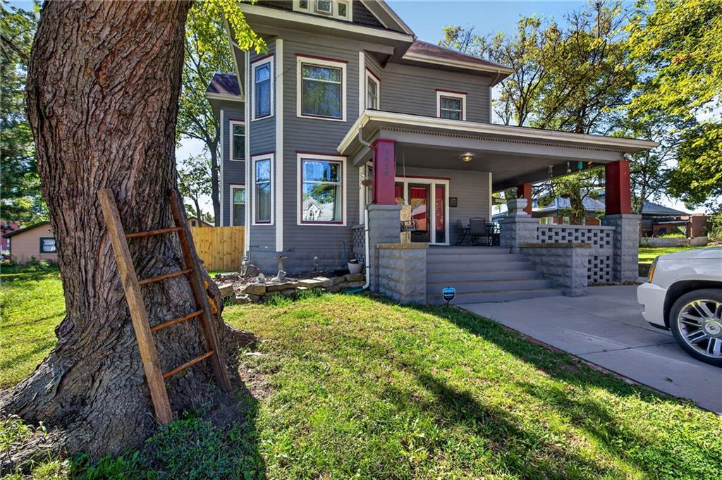 1818 Clark Avenue Property Photo 67