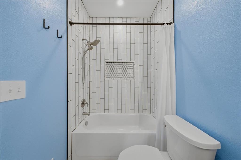 3025 N 157th Street Property Photo 25