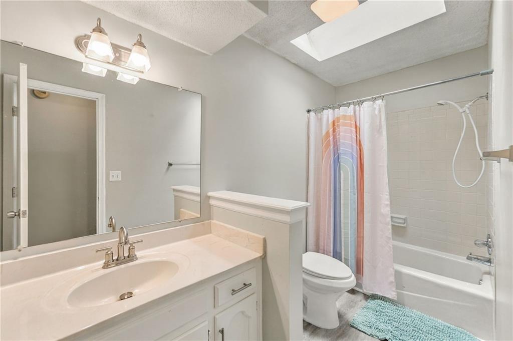 6500 N Jarboe Street Property Photo 15