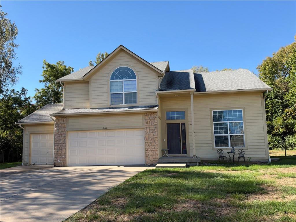 Birchwood Court Property Photo 1