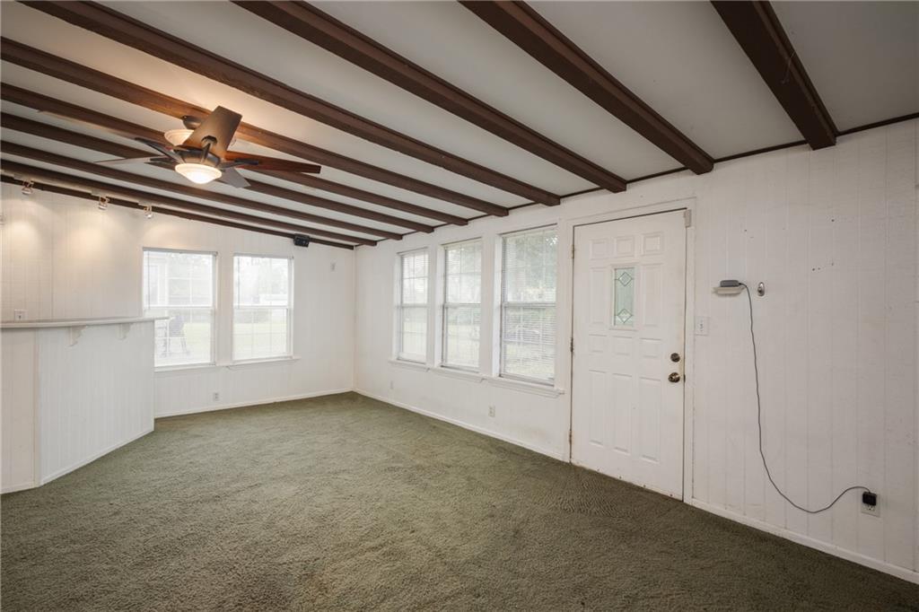 3900 Blue Ridge Boulevard Property Photo 10