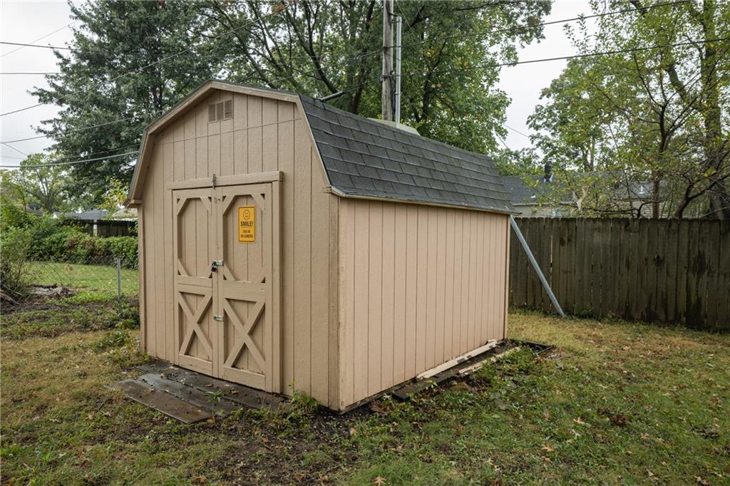 3900 Blue Ridge Boulevard Property Photo 17