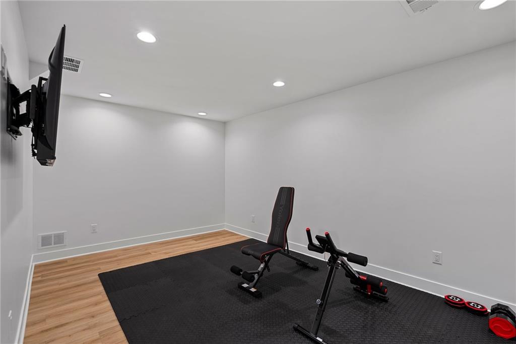 24642 W 121st Street Property Photo 51