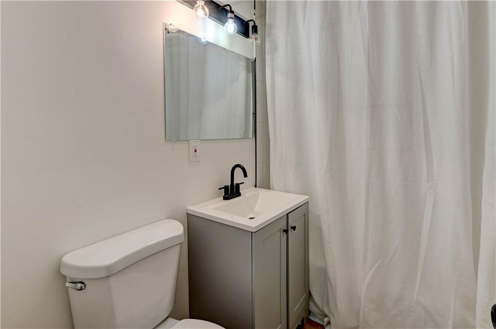 9800 Parkwood Avenue Property Photo 25