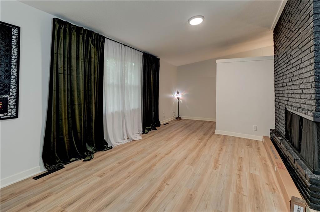 9800 Parkwood Avenue Property Photo 35
