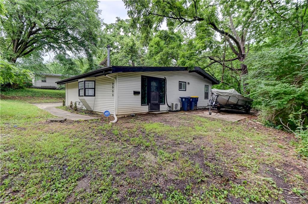9800 Parkwood Avenue Property Photo 38
