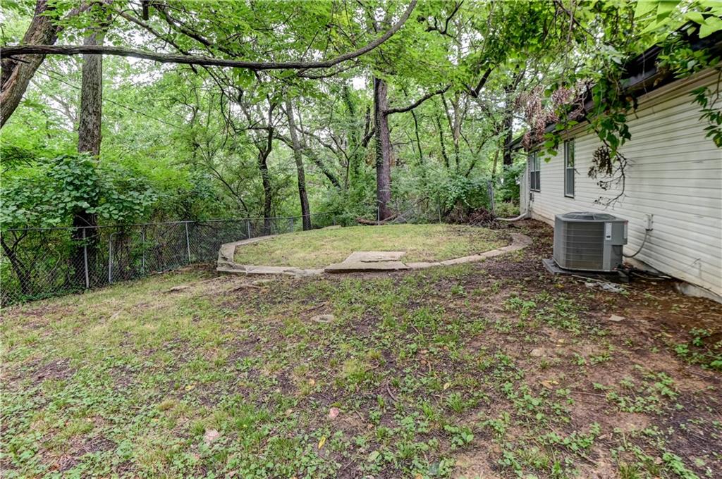 9800 Parkwood Avenue Property Photo 43