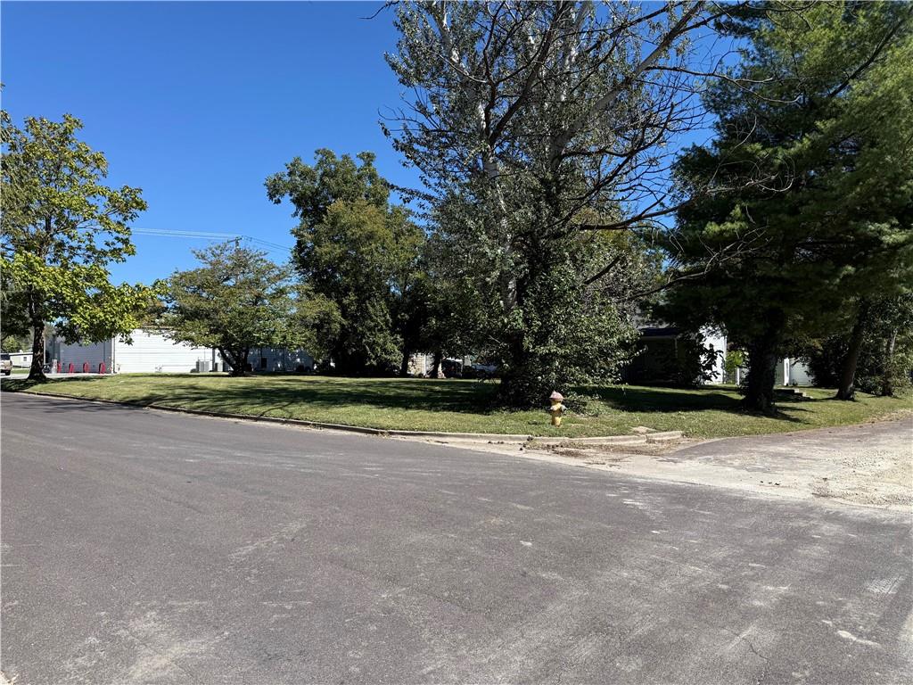 801 E 9th Street Property Photo 1