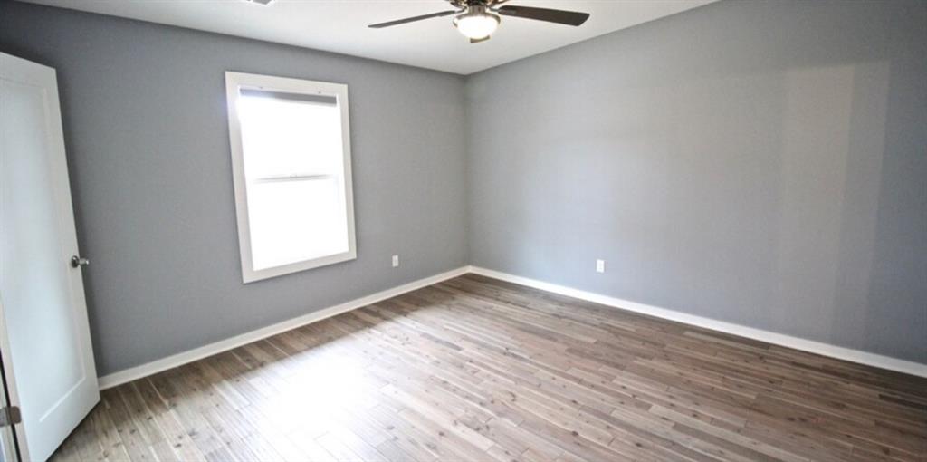 3915 Kenwood Avenue Property Photo 13