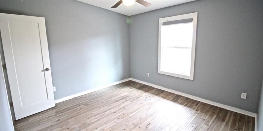 3915 Kenwood Avenue Property Photo 19