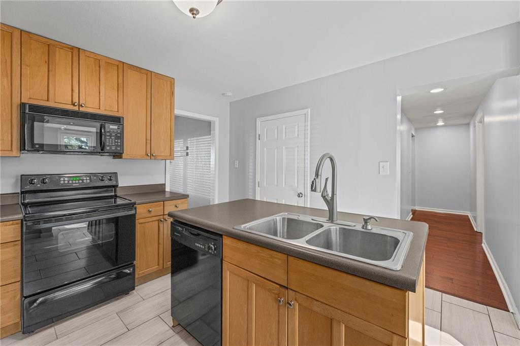 5701 W 53rd Street Property Photo 10