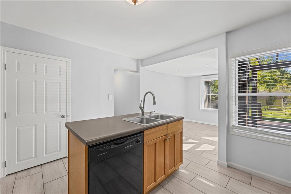 5701 W 53rd Street Property Photo 11