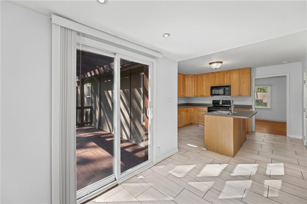 5701 W 53rd Street Property Photo 16