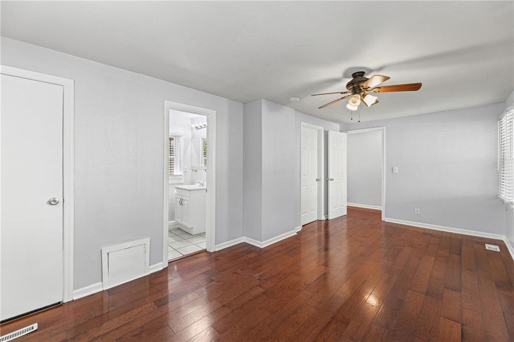 5701 W 53rd Street Property Photo 21
