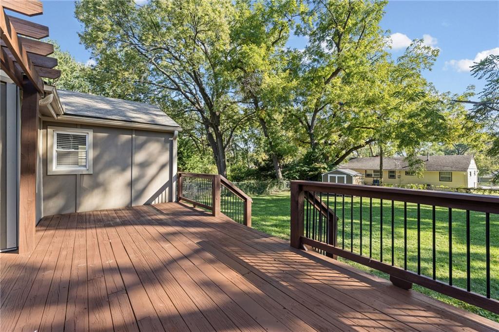 5701 W 53rd Street Property Photo 35
