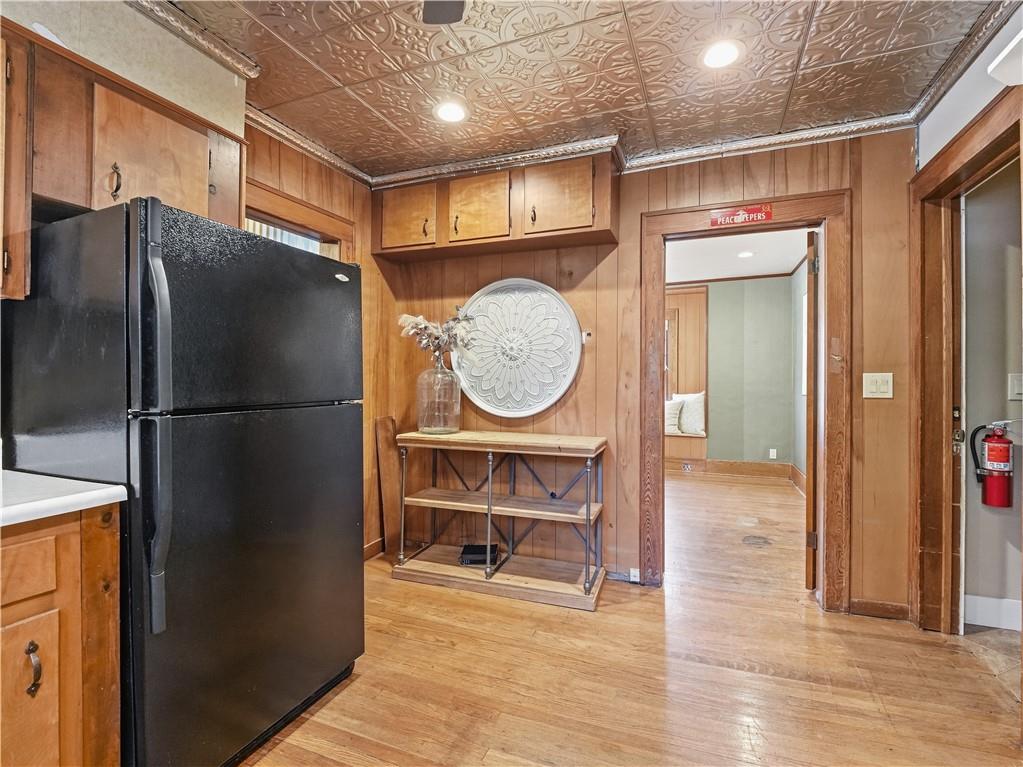 200 Sw Madison Street Property Photo 10