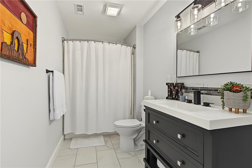 4112 Harvard Road Property Photo 52