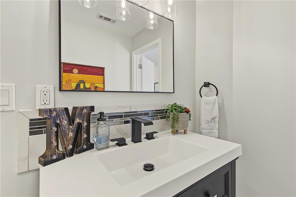 4112 Harvard Road Property Photo 54