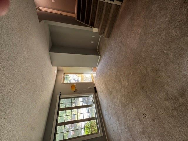 318 S Kenwood Lane Property Photo 16