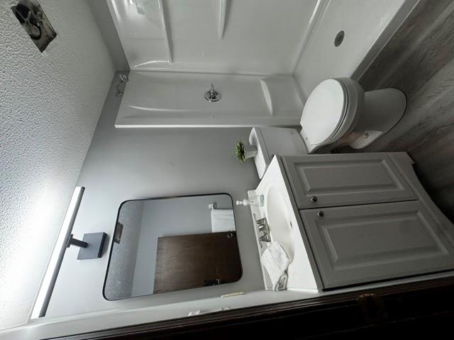 318 S Kenwood Lane Property Photo 22