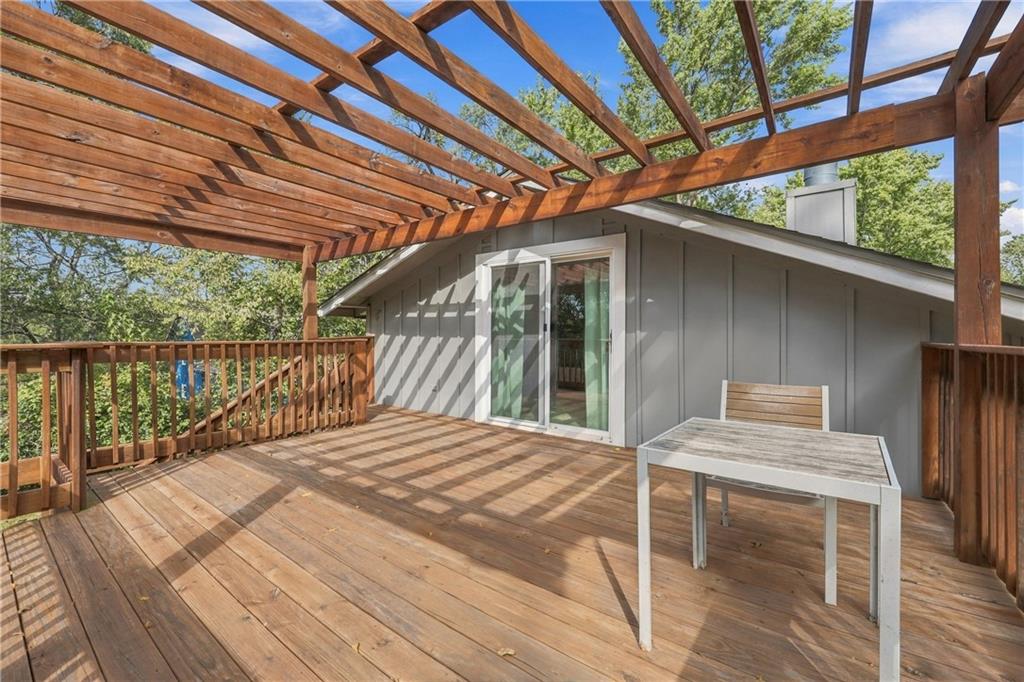1009 E 134th Street Property Photo 27