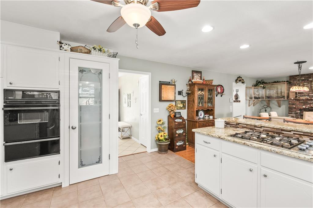 15390 E 45th Street Property Photo 10