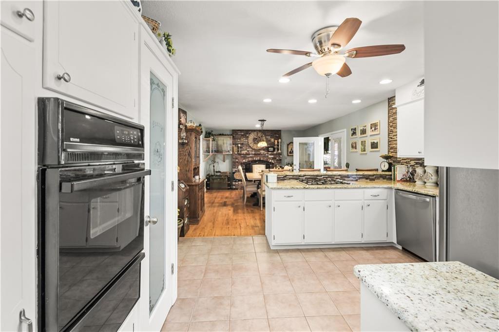 15390 E 45th Street Property Photo 12