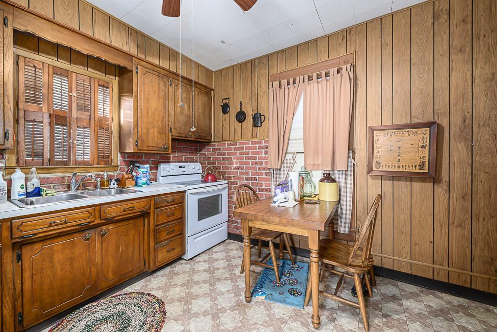 847 Tauromee Avenue Property Photo 1