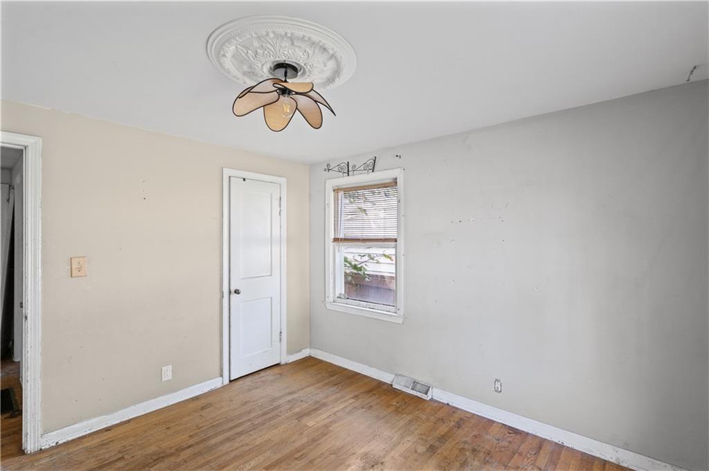 6411 Walrond Avenue Property Photo 15