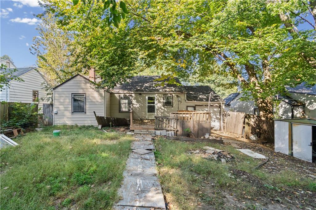 6411 Walrond Avenue Property Photo 24
