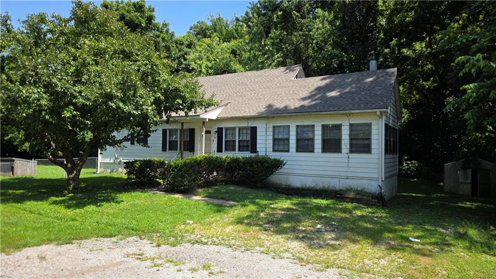 4701 Nw Green Hills Road Property Photo 1