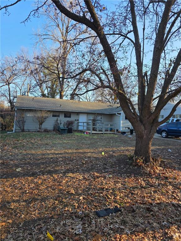 10726 Sycamore Terrace Property Photo 1