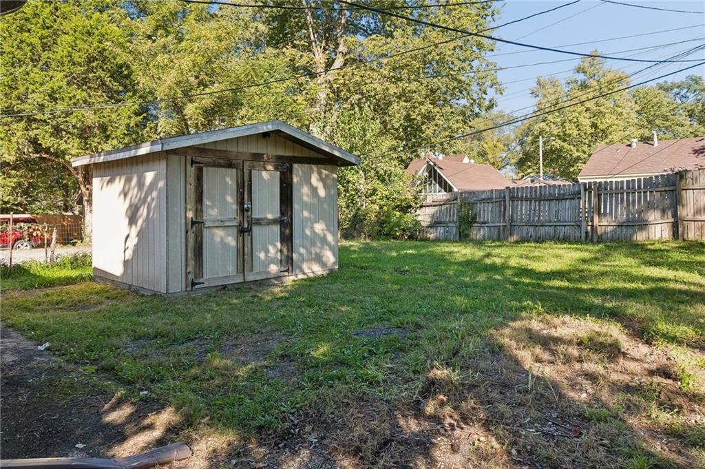 3002 W 44th Avenue Property Photo 24