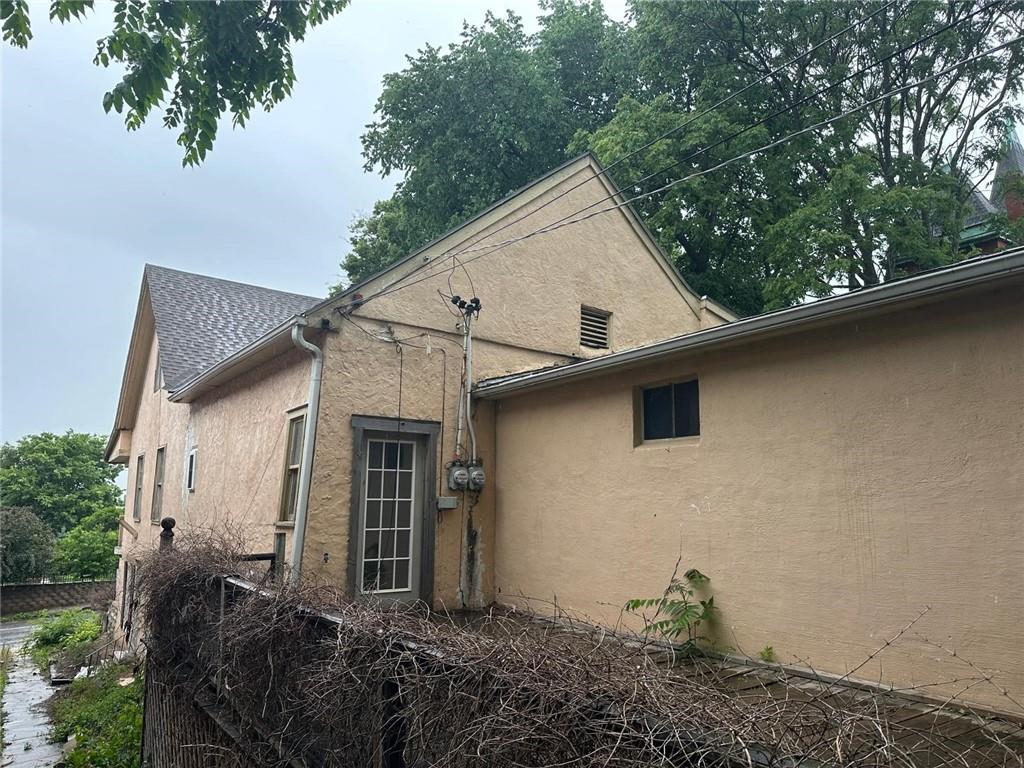 415 S 9th Street Property Photo 3
