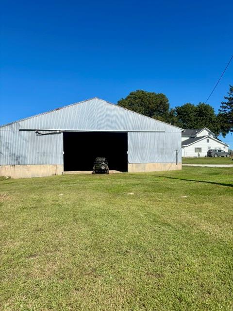 17201 Coffin Road Property Photo 4