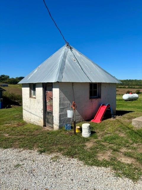 17201 Coffin Road Property Photo 16