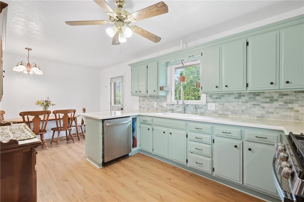 402 Depot Street Property Photo 13