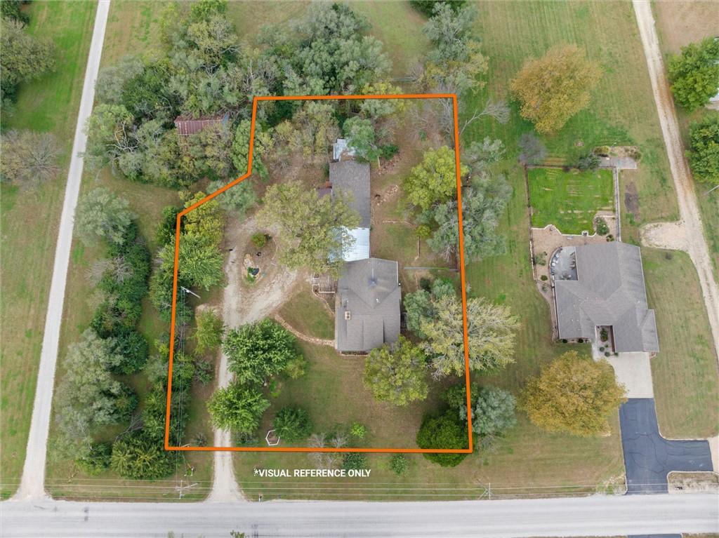 2333 Se Tecumseh Road Property Photo 3