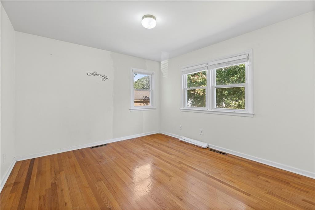 3607 S Osage Street Property Photo 11