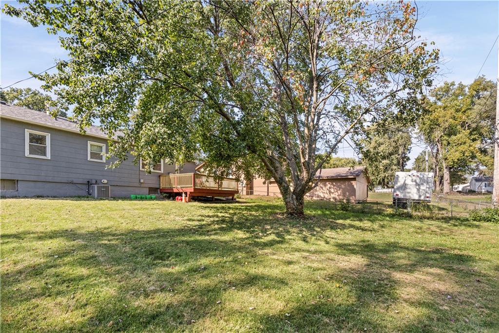 3607 S Osage Street Property Photo 15