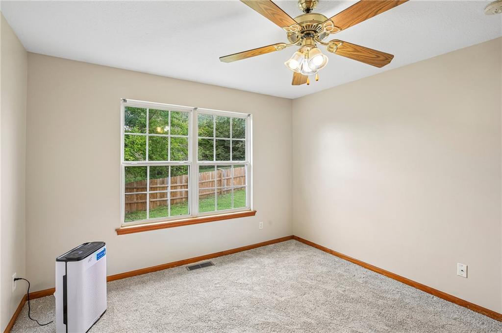 4932 Stoneback Place Property Photo 18